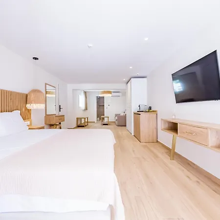 Serenity Hill Paliouri Room photo