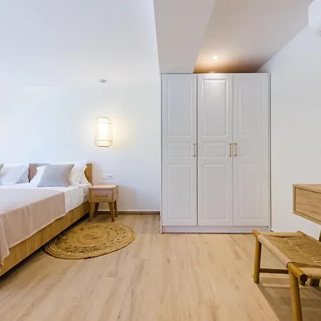 Serenity Hill Paliouri Room photo