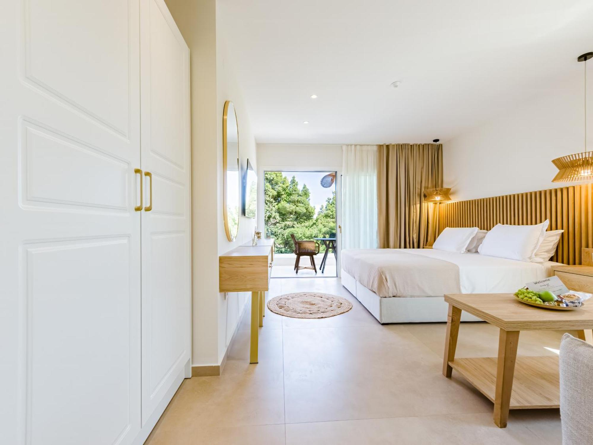 Serenity Hill Apartment *
