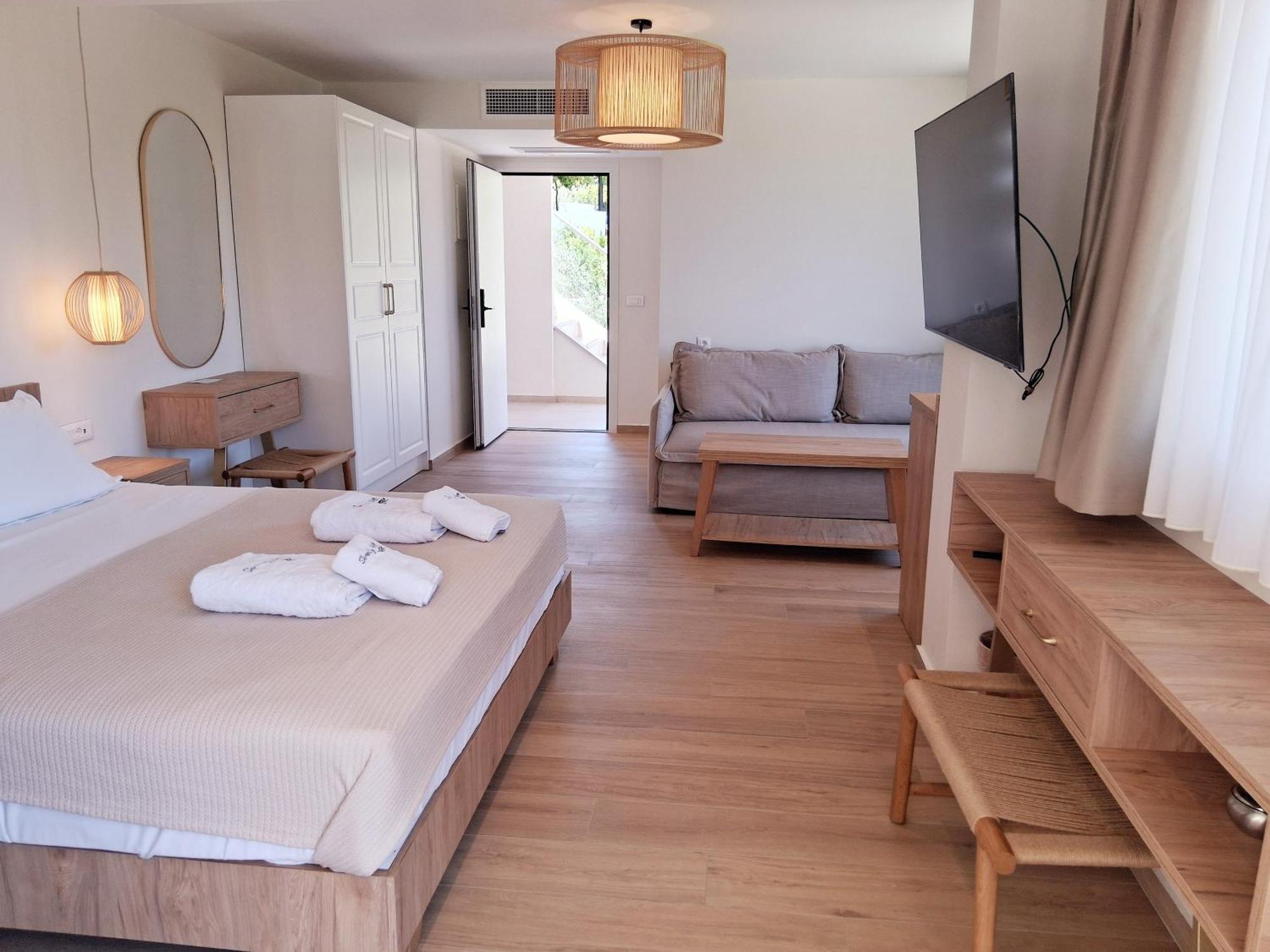 Serenity Hill Апартаменты